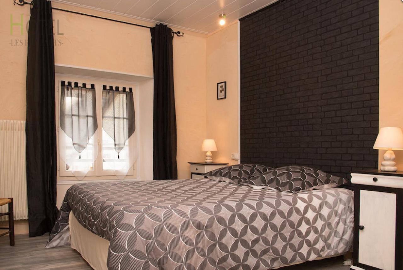 Hotel Les Remparts Nozeroy 외부 사진