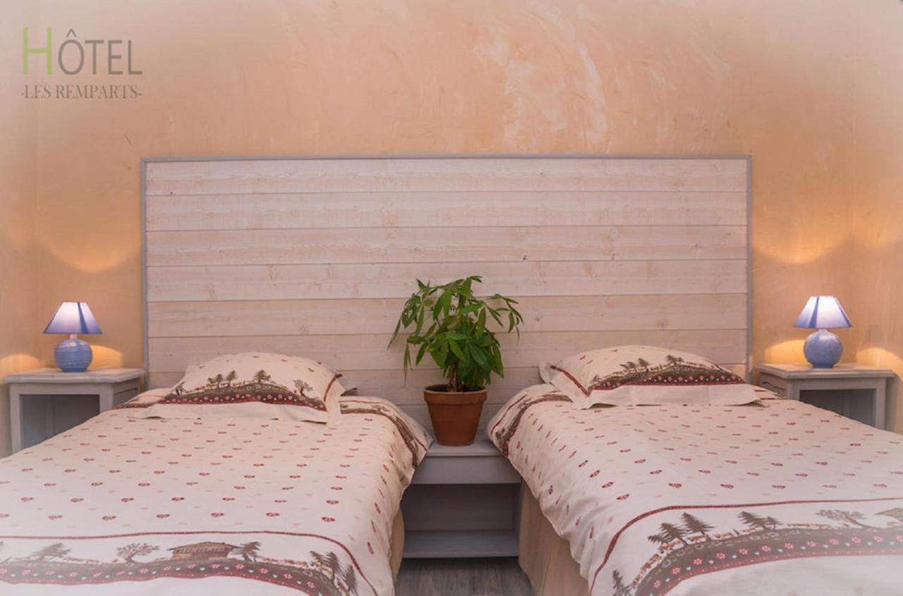 Hotel Les Remparts Nozeroy 외부 사진