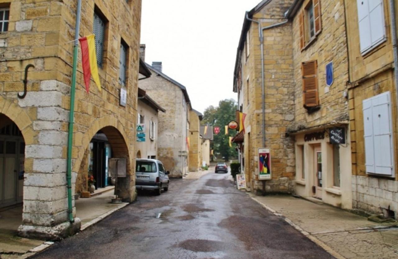 Hotel Les Remparts Nozeroy 외부 사진