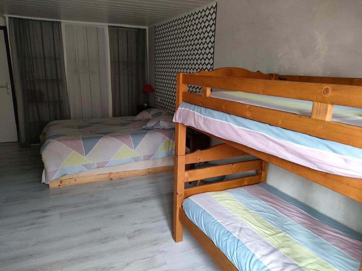 Hotel Les Remparts Nozeroy 외부 사진